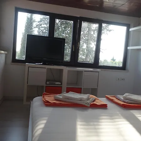 Apartment Beli Kriz *